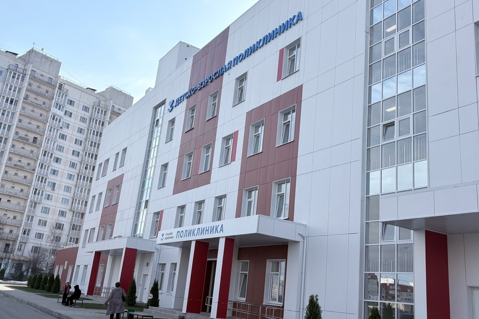 Source-supplied image for: Калужан просят не кормить белок с рук